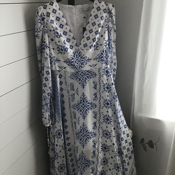 Space Flamingo Dress. White and Blue. Silk. NWT - Picture 5 of 5